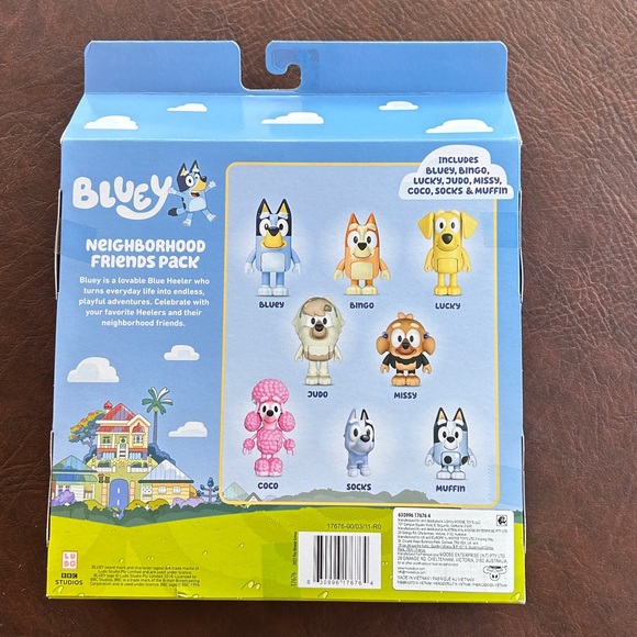 Bluey Neighborhood Friends Pack - Picture 2 of 2
